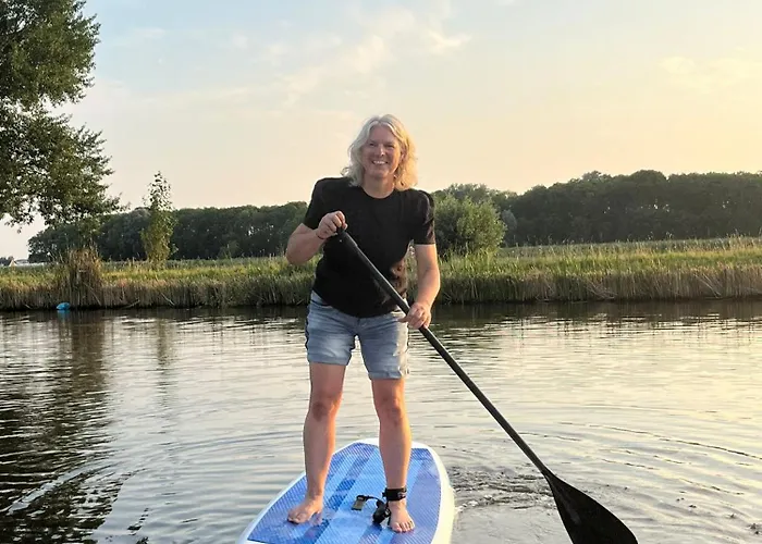 Park De Driesprong Σαλέ *